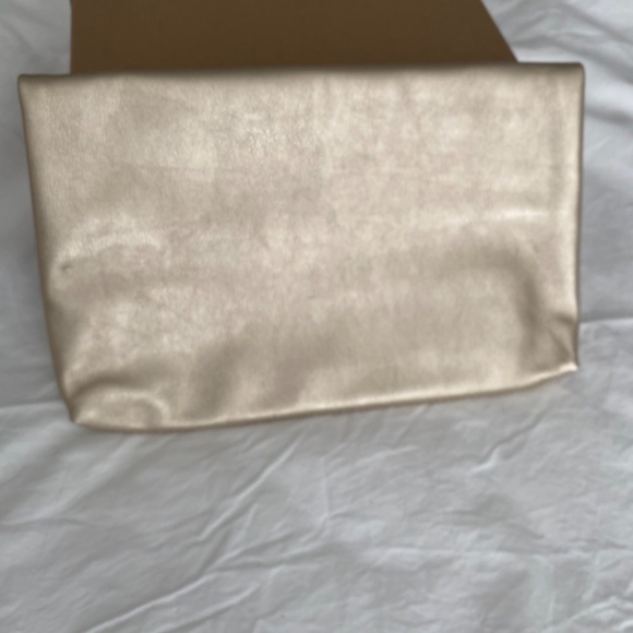 NWT FAWN DESIGN Jillian Harris Gold Foldover Clutch purse The Jilly Box - Picture 3 of 5